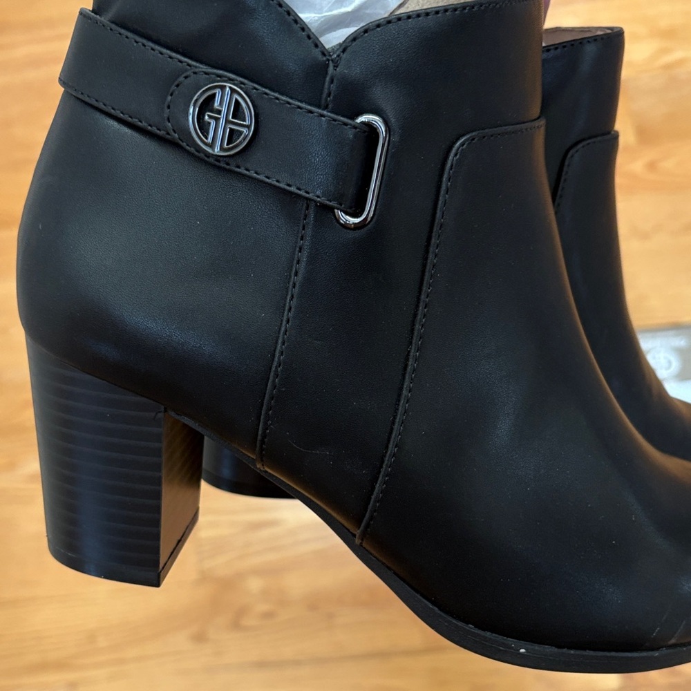 Gianni Bini Black Ankle Boots with Buckle - Picture 2 of 3